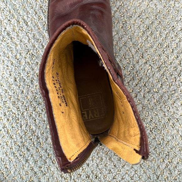 Frye Boots - dark brown, size: 7 - Picture 3 of 4